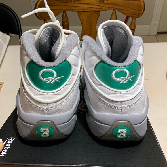 Reebok Question Mid Philadelphia Eagles Size 8 Silver Green Cream Mens Shoes - Picture 4 of 11